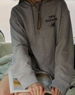 全新 NEW BALANCE LOGO連帽TEE