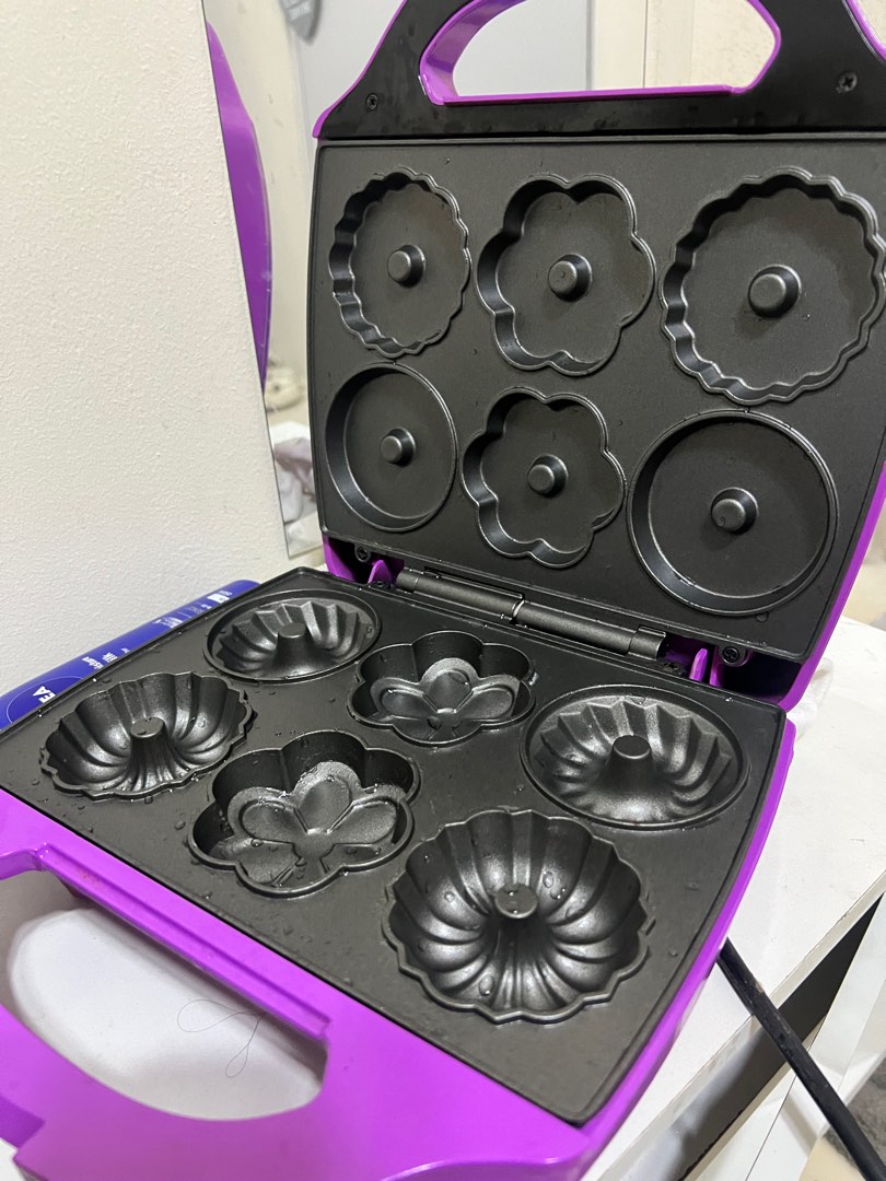 AMBIANO MINI PANCAKE MAKER, TV & Home Appliances, Kitchen Appliances, Breadmakers on Carousell