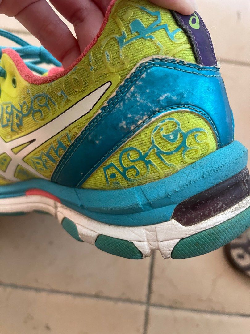 asics netball sneakers