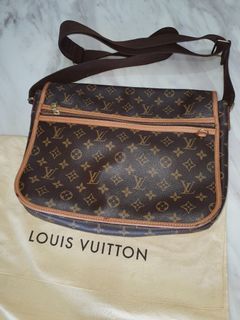 LOUIS VUITTON PALLAS Clutch Monogram Canvas Brown, Red $999.99