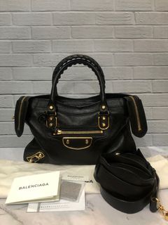 (Kategori: ) berada di . Dikirim oleh keibrandedgoods (ID iklan 1229709874, Gambar 1). Deskripsi: .