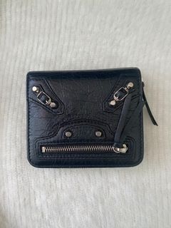 （分類：）位於 。 由 katrinaw97 提交（商品編號 1229721143，圖片 1）。簡介： 。