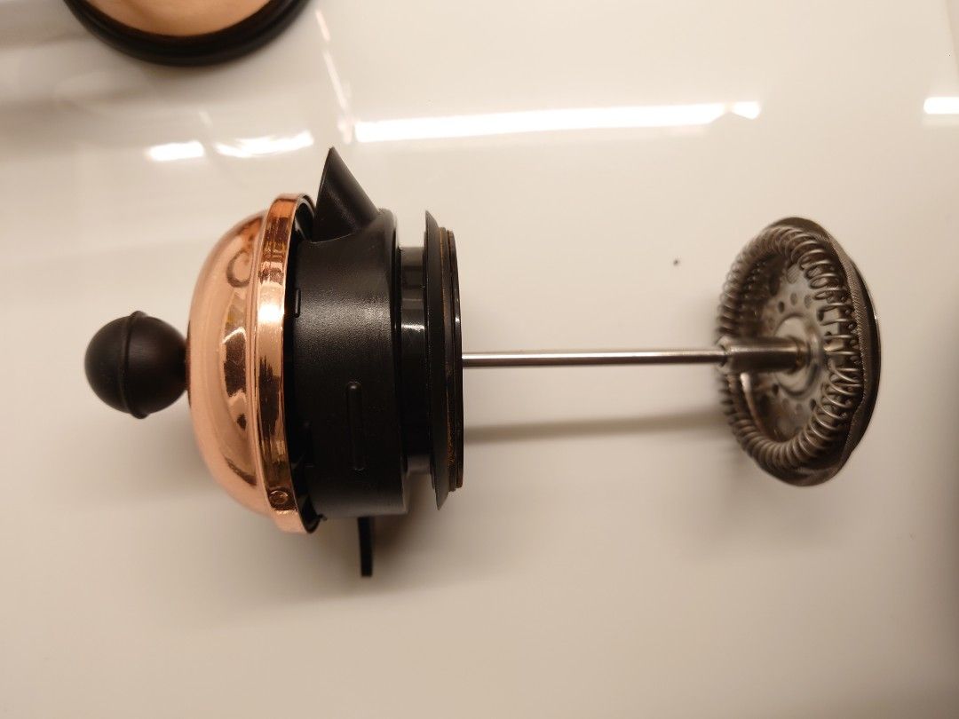 Bodum Rose Gold Coffee French Press, 家庭電器, 廚房電器, 咖啡機及咖啡壺 Carousell