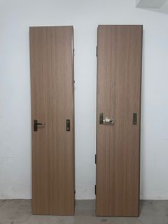BTO TOILET BI-FOLD DOOR (NEW)