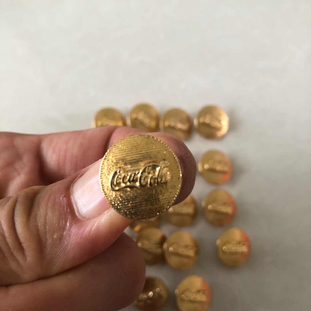 Coca Cola vintage collectibles - gold buttons, Hobbies & Toys ...