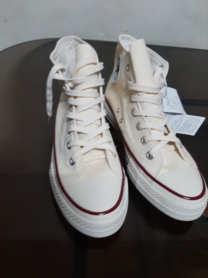 Converse beige hi cut and low cut (Category: Sneakers) located in Manila. Submitted by kesaro (Listing ID 1229746924, Image 1). Description: high 7.5 us low 8.5 us UA quality pandacan mnl 1k each.