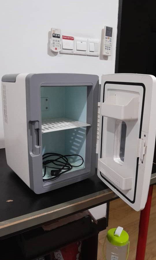 Cosmetic Fridge, TV & Home Appliances, Air Conditioners & Heating on