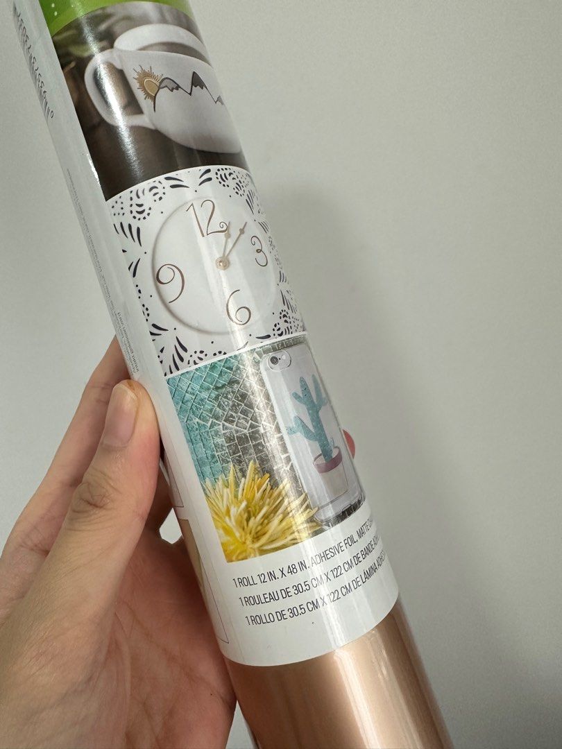 Cricut Adhesive Foil Vinyl in Matte Champagne, Hobbies & Toys