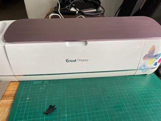 Cricut Maker Champagne color and grey 2 units on hand