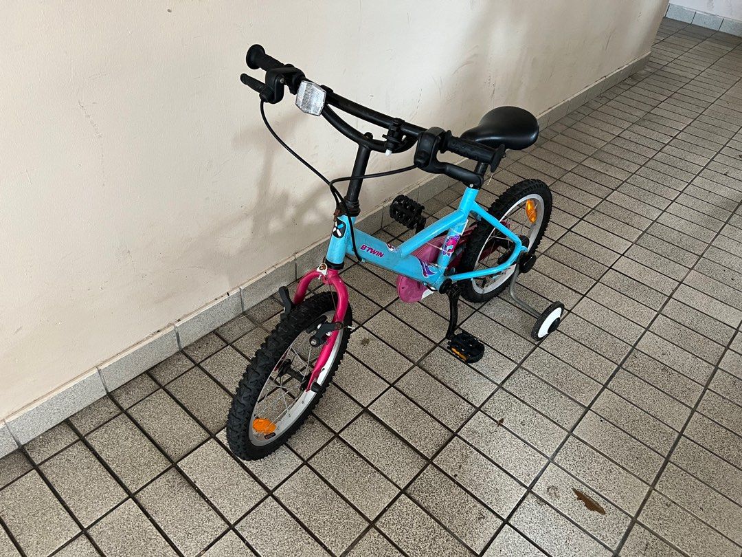 Decathlon BTWIN Kids Bicycle 16 inch with removable training wheels