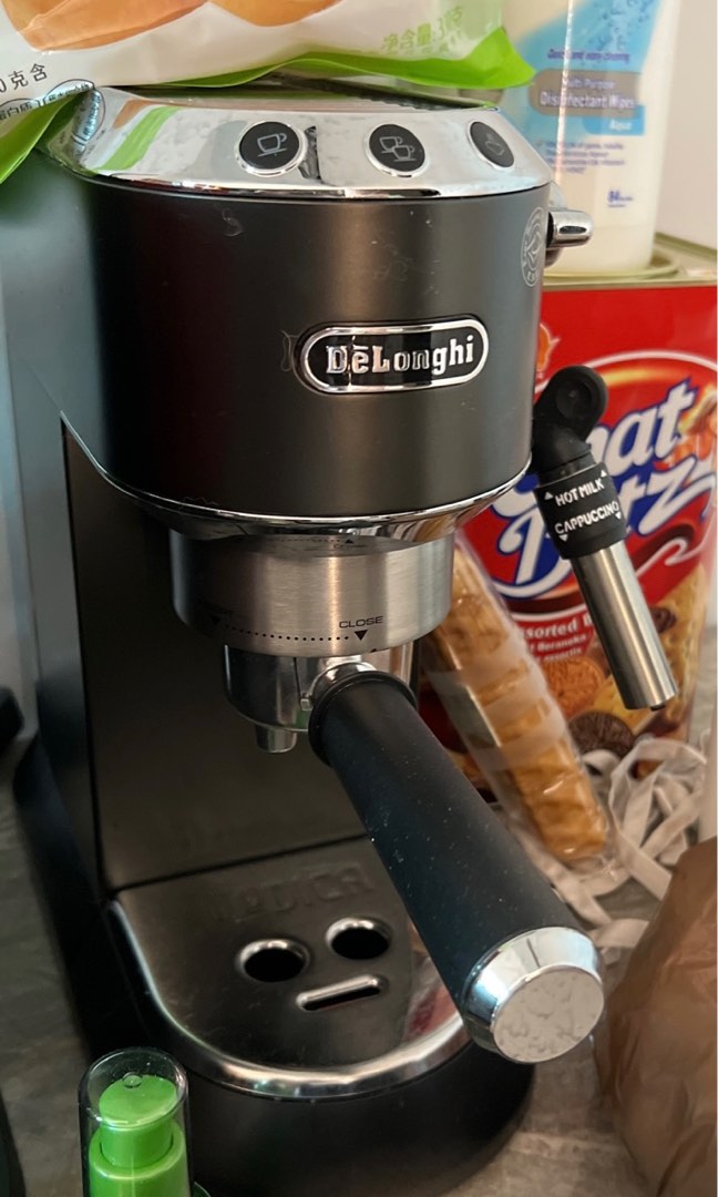 Delonghi Dedica black, TV & Home Appliances, Kitchen Appliances, Coffee Machines & Makers on