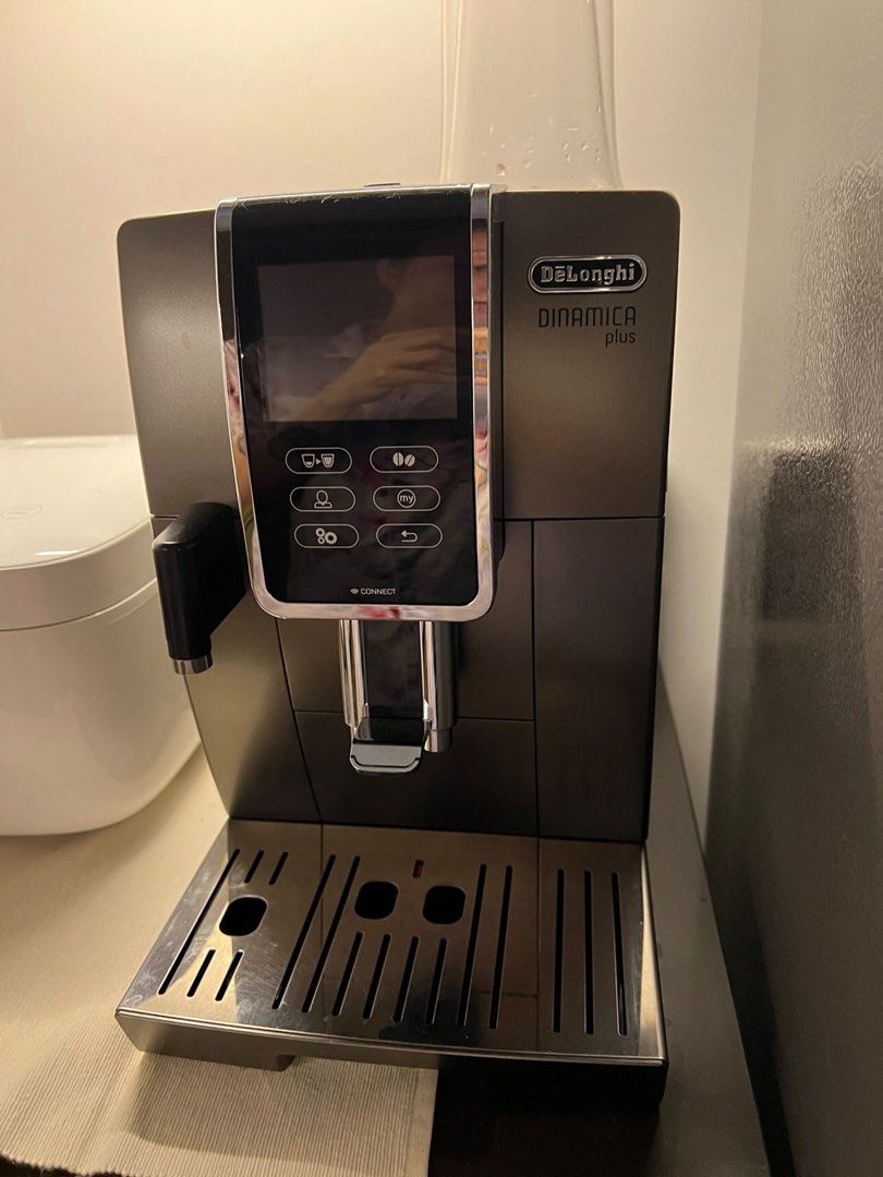 Delonghi dinamica plus (Category: Coffee Machines & Makers) located in San Mateo. Submitted by shopaurelie (Listing ID 1229778858, Image 1). Description: Original price Php 118,800.