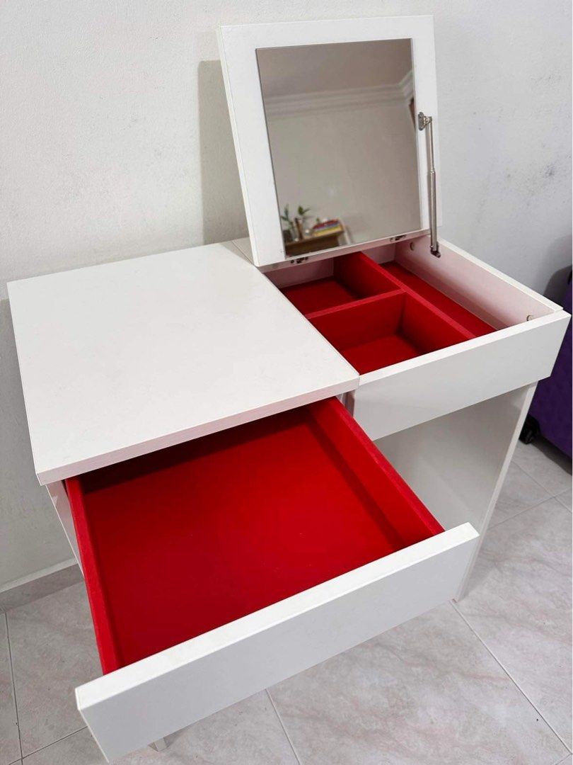 Dressing Table, Furniture & Home Living, Furniture, Other Home