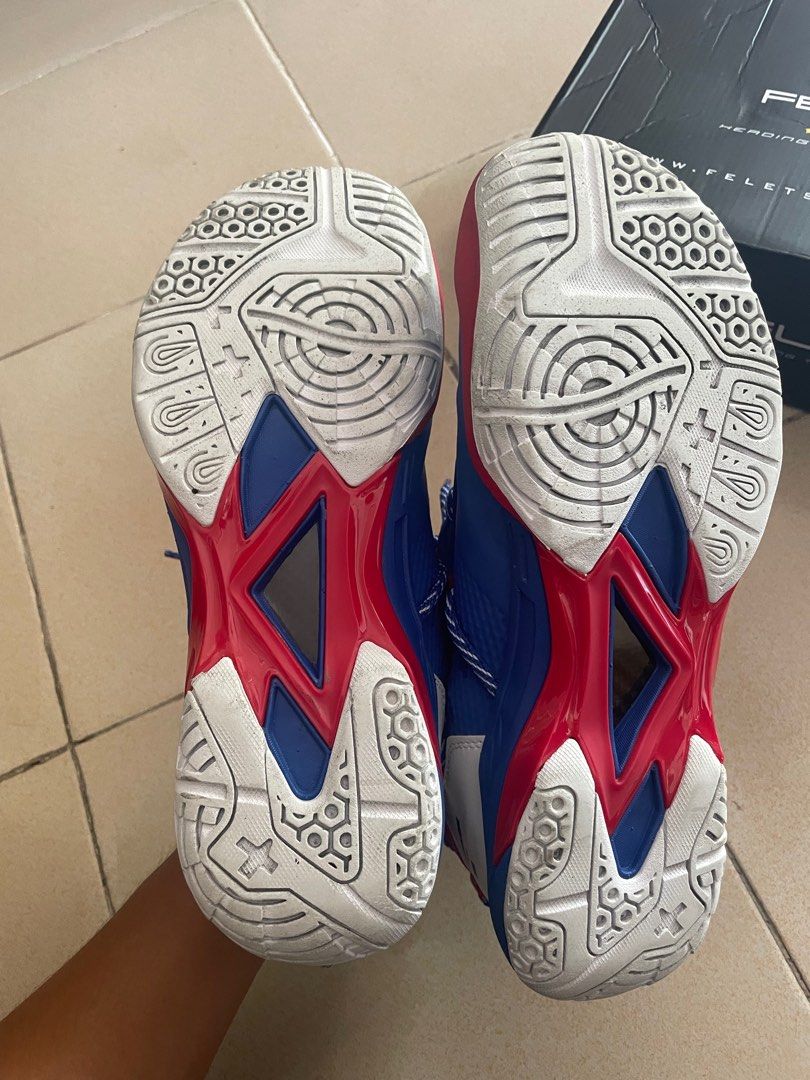 Felet Flying Pro Badminton shoes Sports Equipment Sports Games