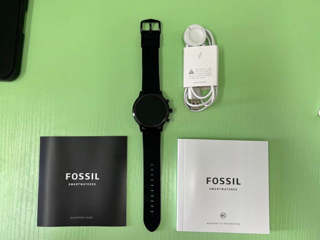 Fossil Gen 5 Smartwatch, Mobile Phones & Gadgets, Wearables & Smart