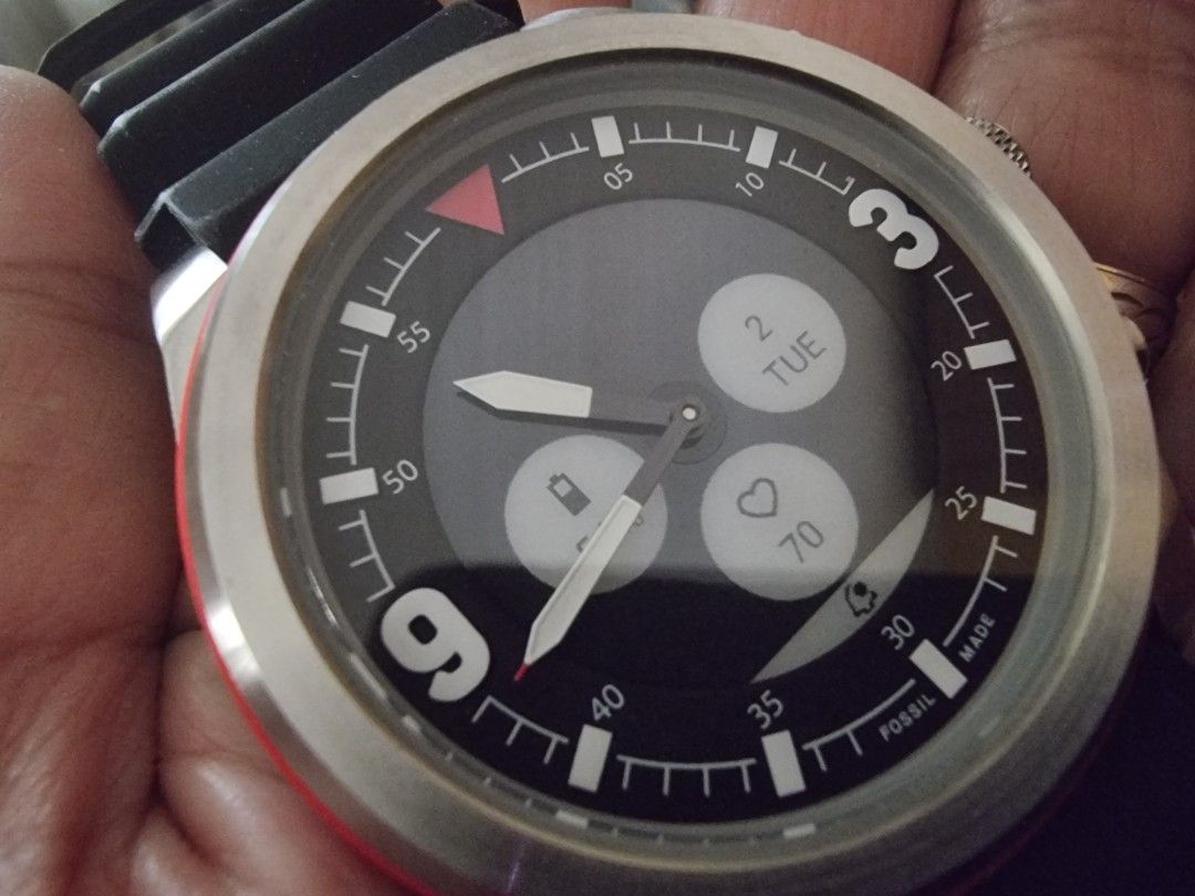 Fossil Latitude Hybrid HR smartwatch 50mm diameter Men s Fashion