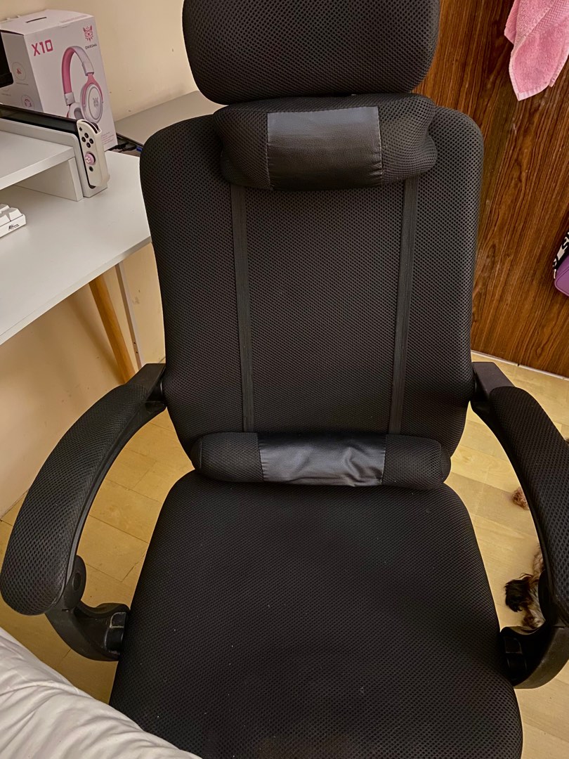 Gaming ergonomic chair, Furniture & Home Living, Furniture, Chairs on