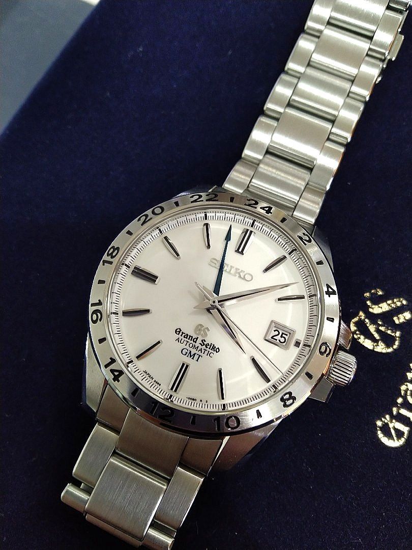 Offer Grand seiko Polar GMT SBGM025