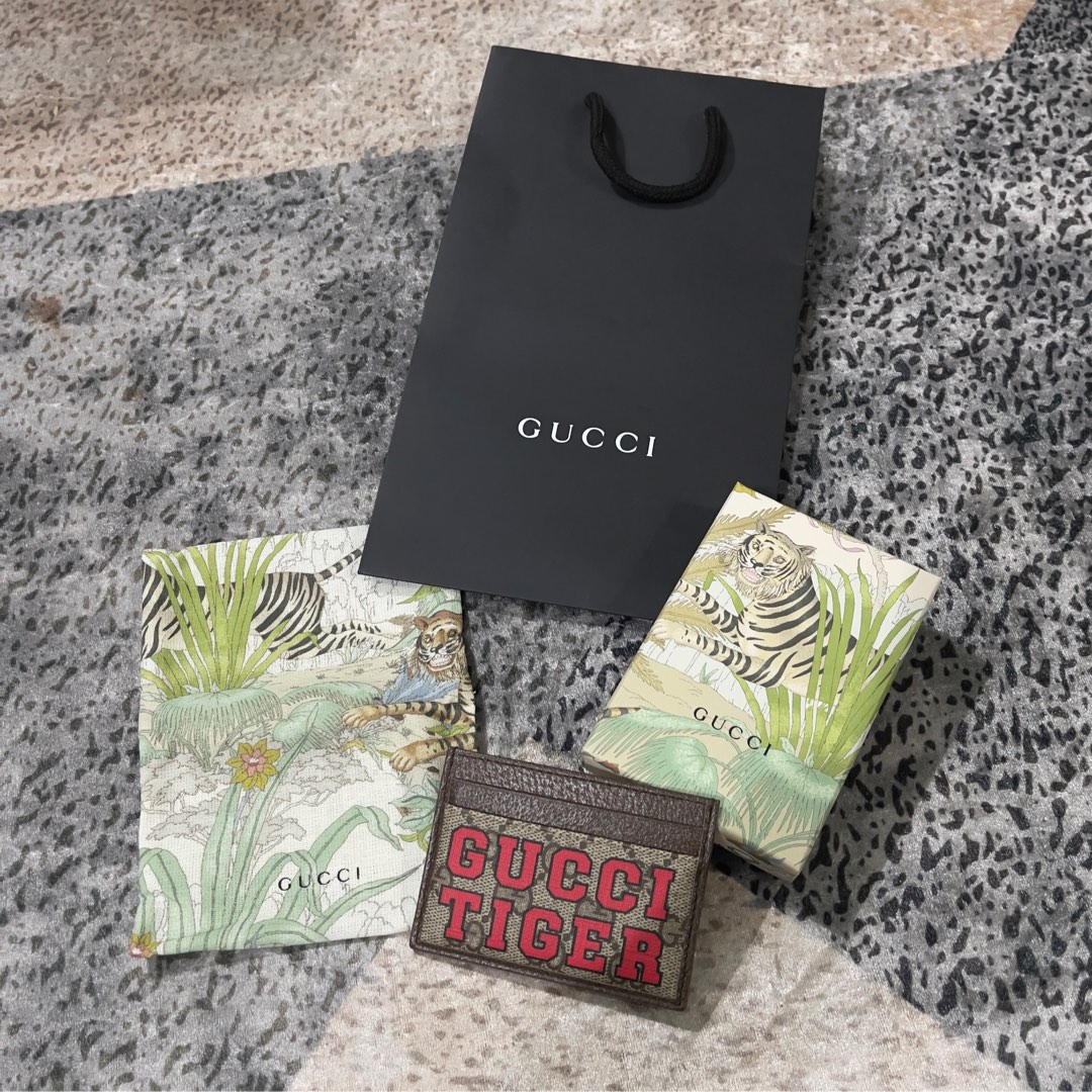 Gucci card store holder tiger