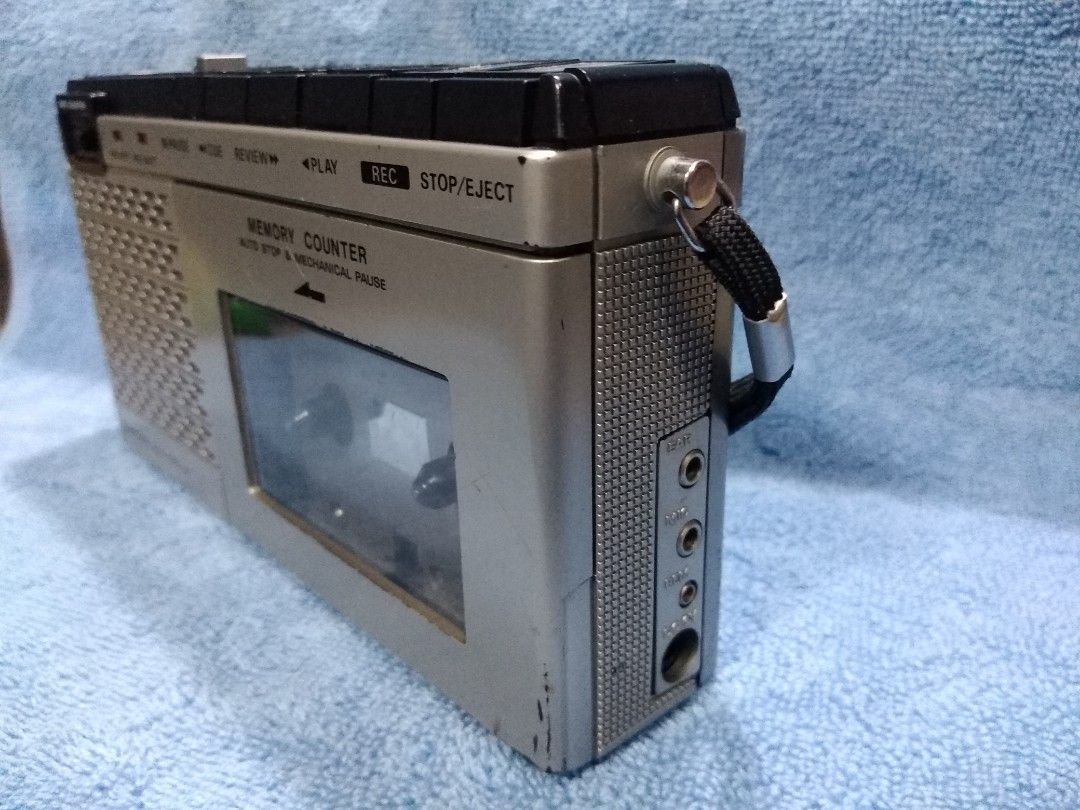 Hitachi Cassette Tape Recorder TRQ37 on Carousell