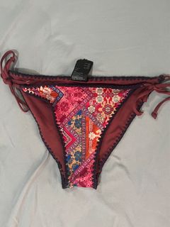 (Category: ) located in . Submitted by wellow_ (Listing ID 1229668014, Image 1). Description: .