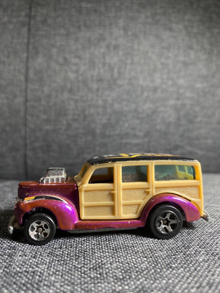 Hot Wheels Purple & Brown Woody North Shore Wagon Made in 1979