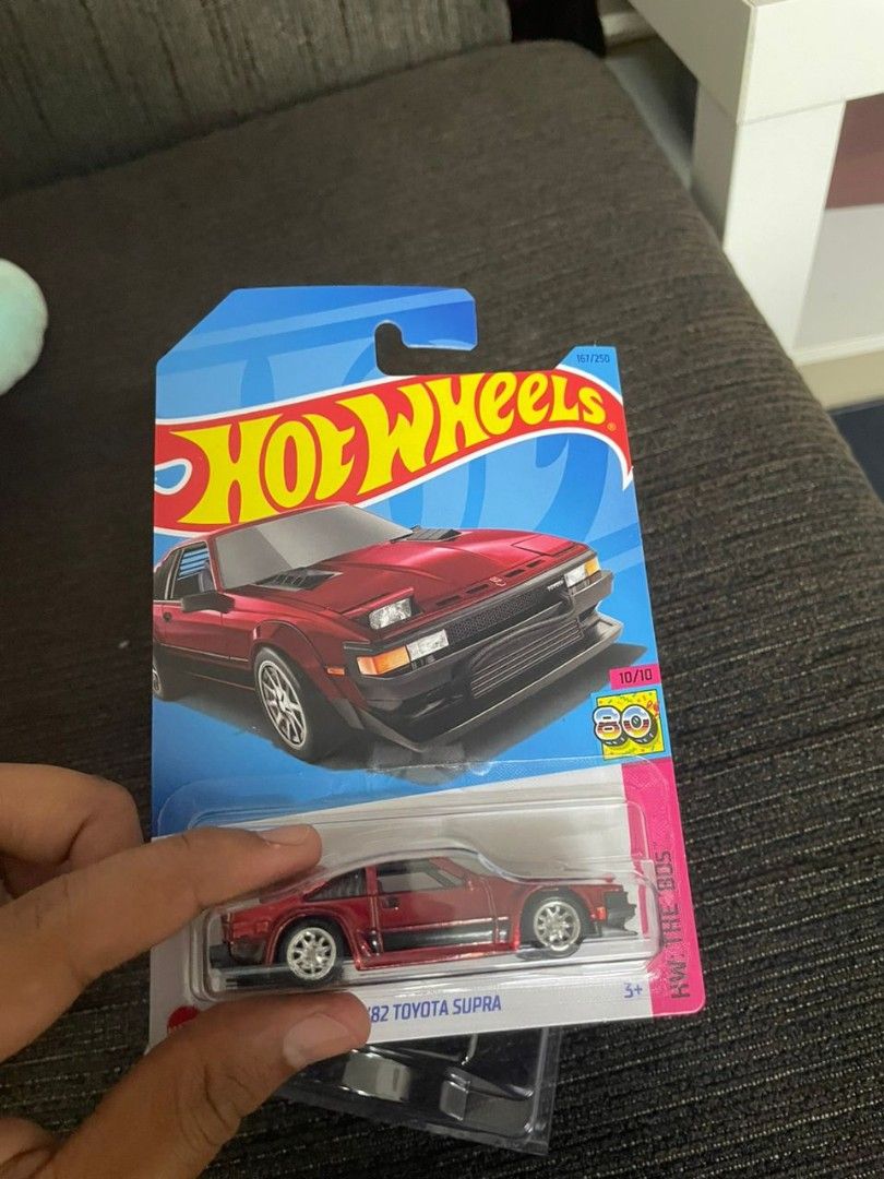 桜 印 ホットウィール スーパートレジャーハント 82トヨタスープラ