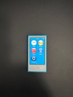 iPod Nano Gen 7, 16GB Like New