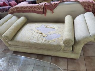 (Category: ) located in . Submitted by furnitures53134 (Listing ID 1229807663, Image 1). Description: .