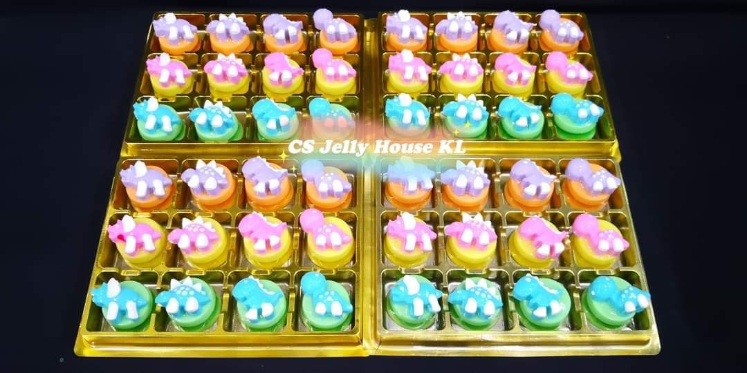 Jelly cake (party bite), Food & Drinks, Homemade Bakes on Carousell