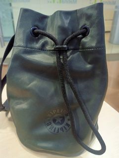 Kipling bucket bag