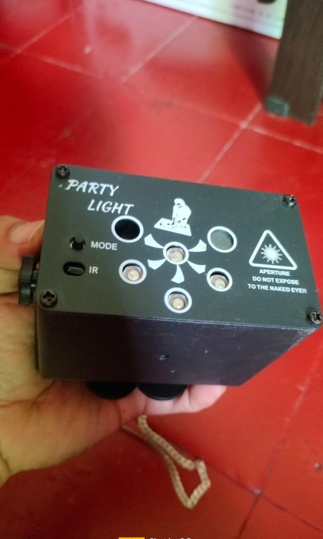 LASER 5V (Category: Lighting & Studio Equipment) located in Manila. Submitted by amanoma2345 (Listing ID 1229669322, Image 2). Description: laser light 5v.