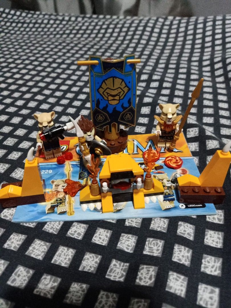 Lego Chima (Category: Lego & Building Sets) located in Rizal. Submitted by bien_aime (Listing ID 1229763225, Image 1). Description: complete set only manual.