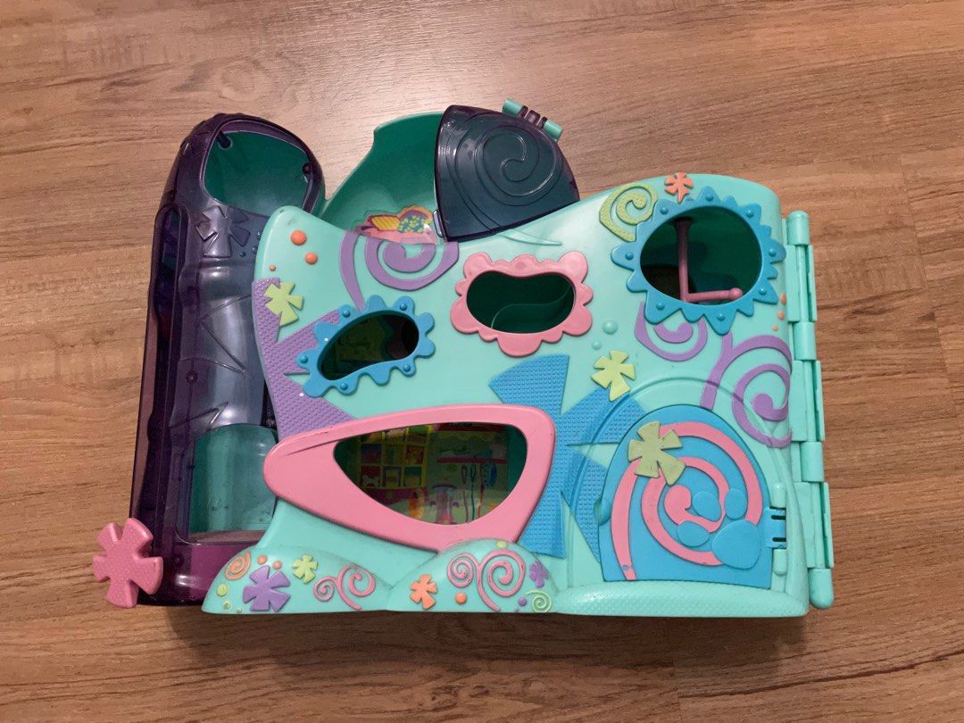 Littlest Pet Shop Houses, Hobbies & Toys, Toys & Games on Carousell