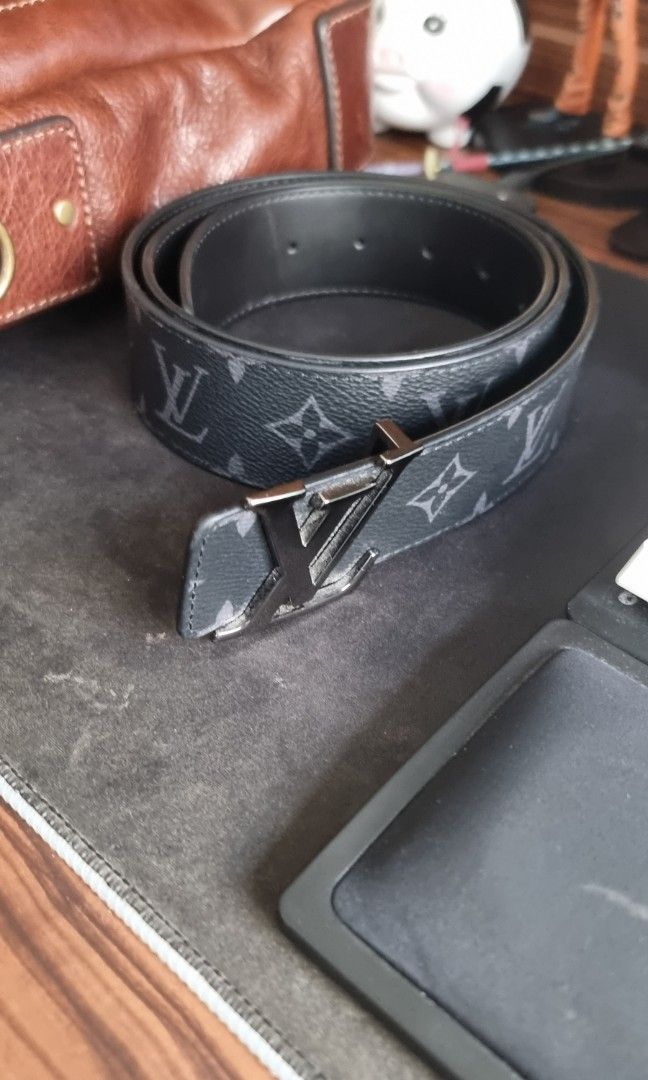 LV INITIALES 35MM REVERSIBLE BELT, Men's Fashion, Watches & Accessories,  Belts on Carousell