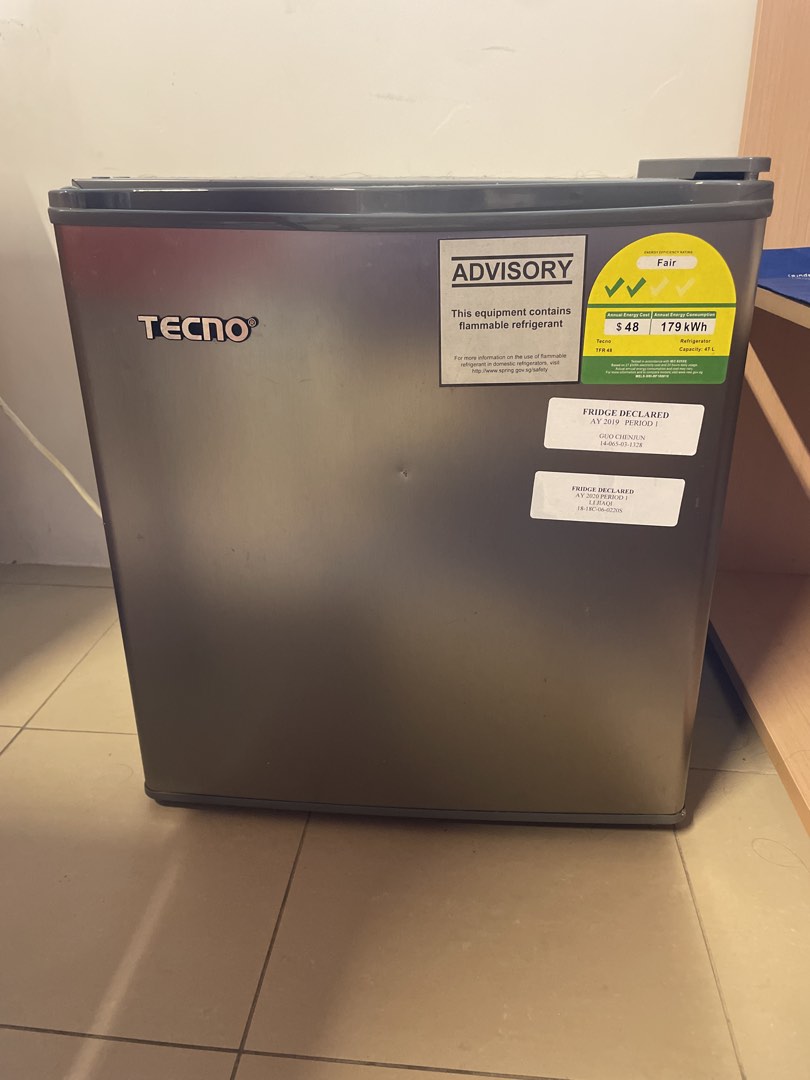 mini fridge good condition, TV & Home Appliances, Kitchen Appliances