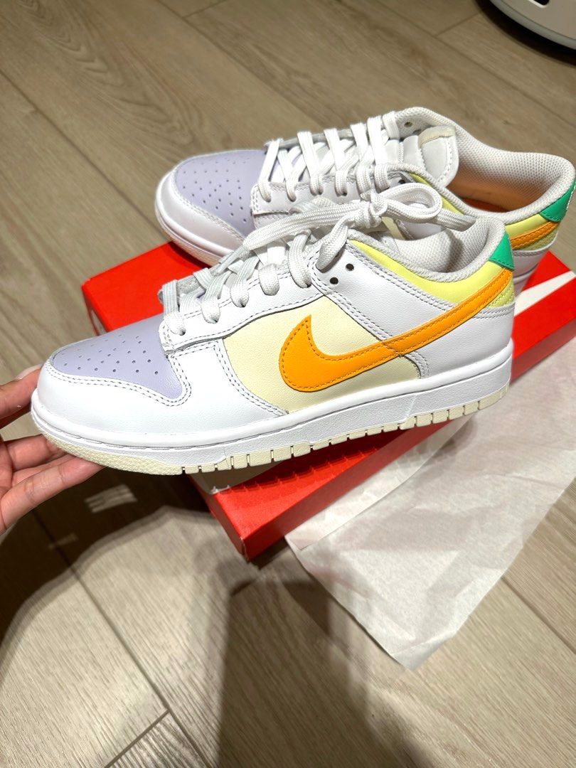 Nike dunk 全新原價3600冰淇淋療癒色, 她的時尚, 鞋, 運動鞋在旋轉拍賣