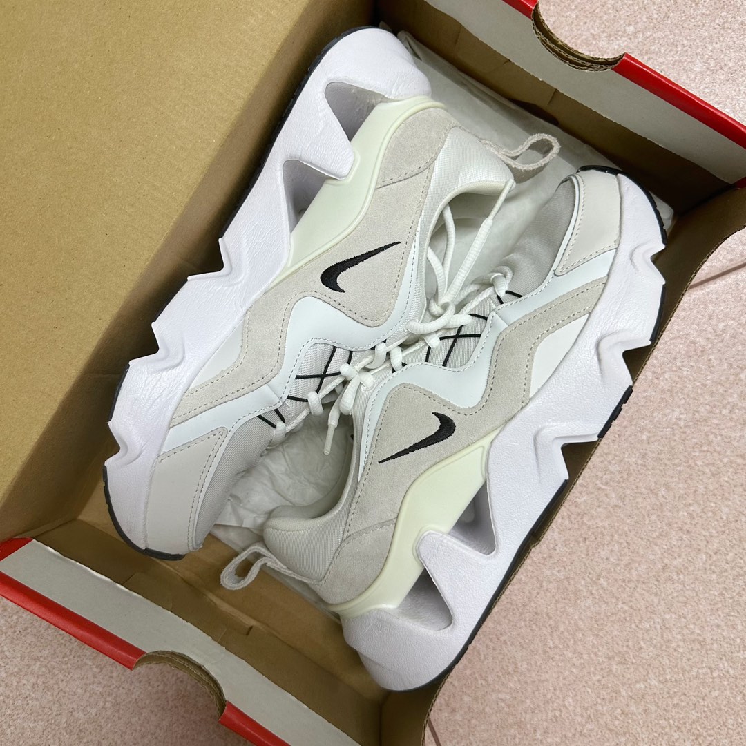 Nike RYZ 365 Sneakers , Women's Fashion, Footwear, Sneakers on Carousell