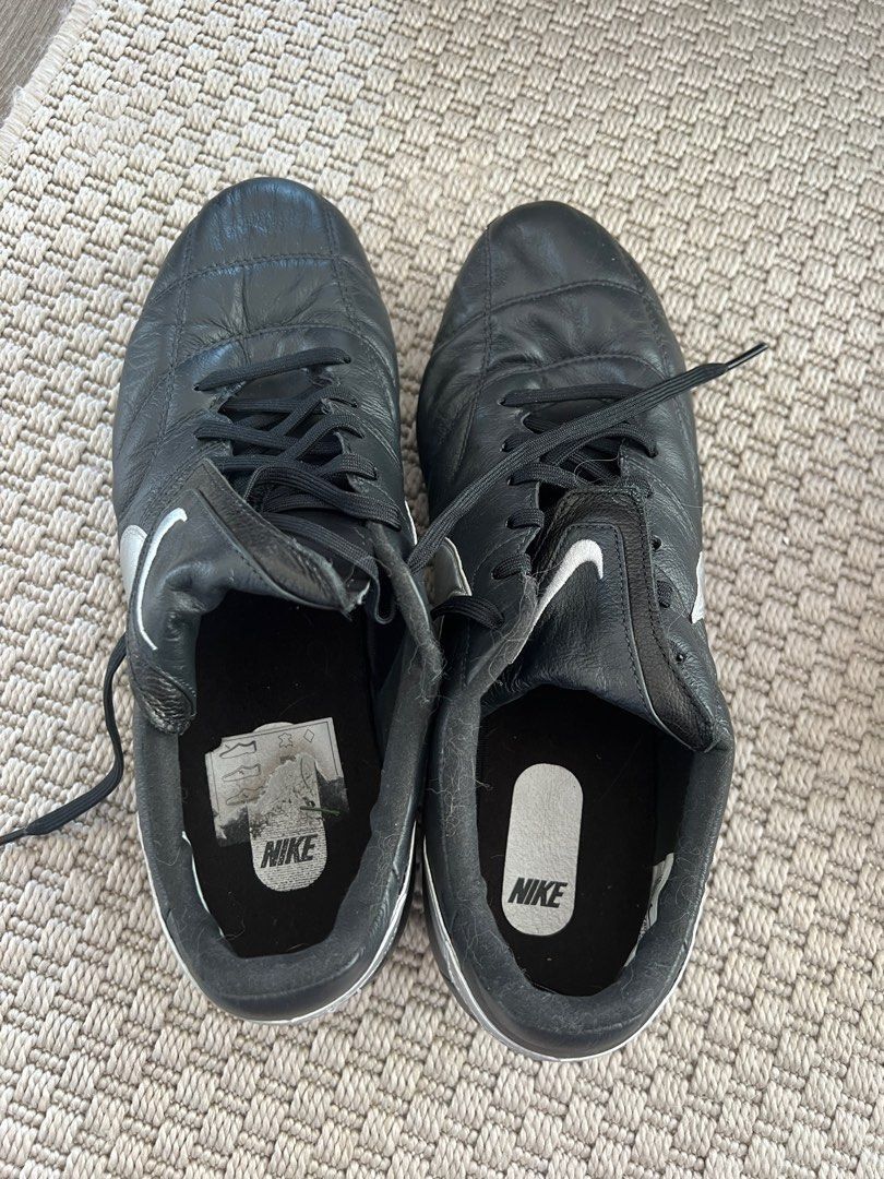 Nike Soccer Boots Men s Fashion Footwear Sneakers on Carousell
