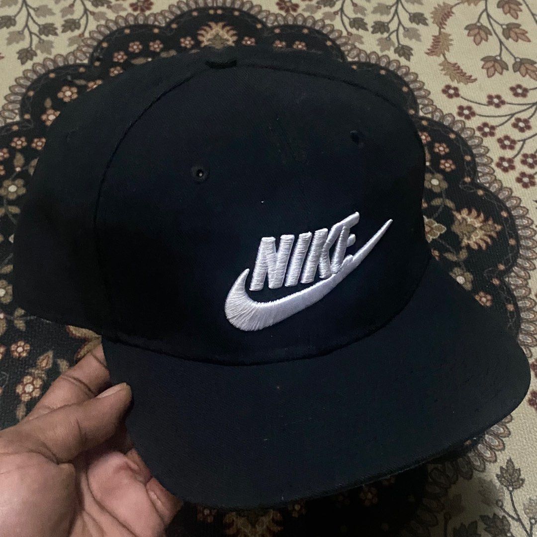 NIKE SWOOSH SNAPBACK DRI FIT Men s Fashion Watches Accessories