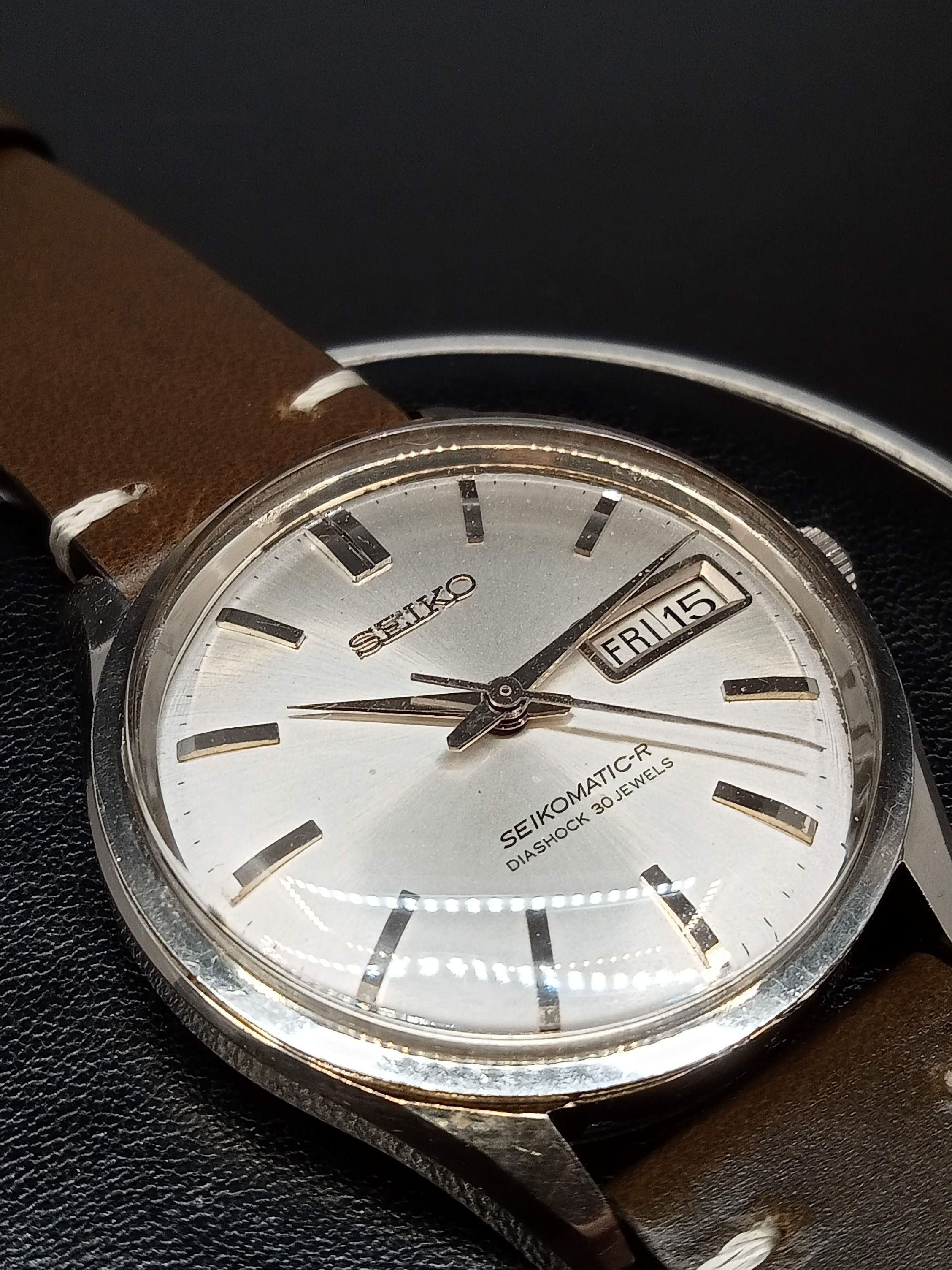 Seikomatic diashock 30 jewels hot sale