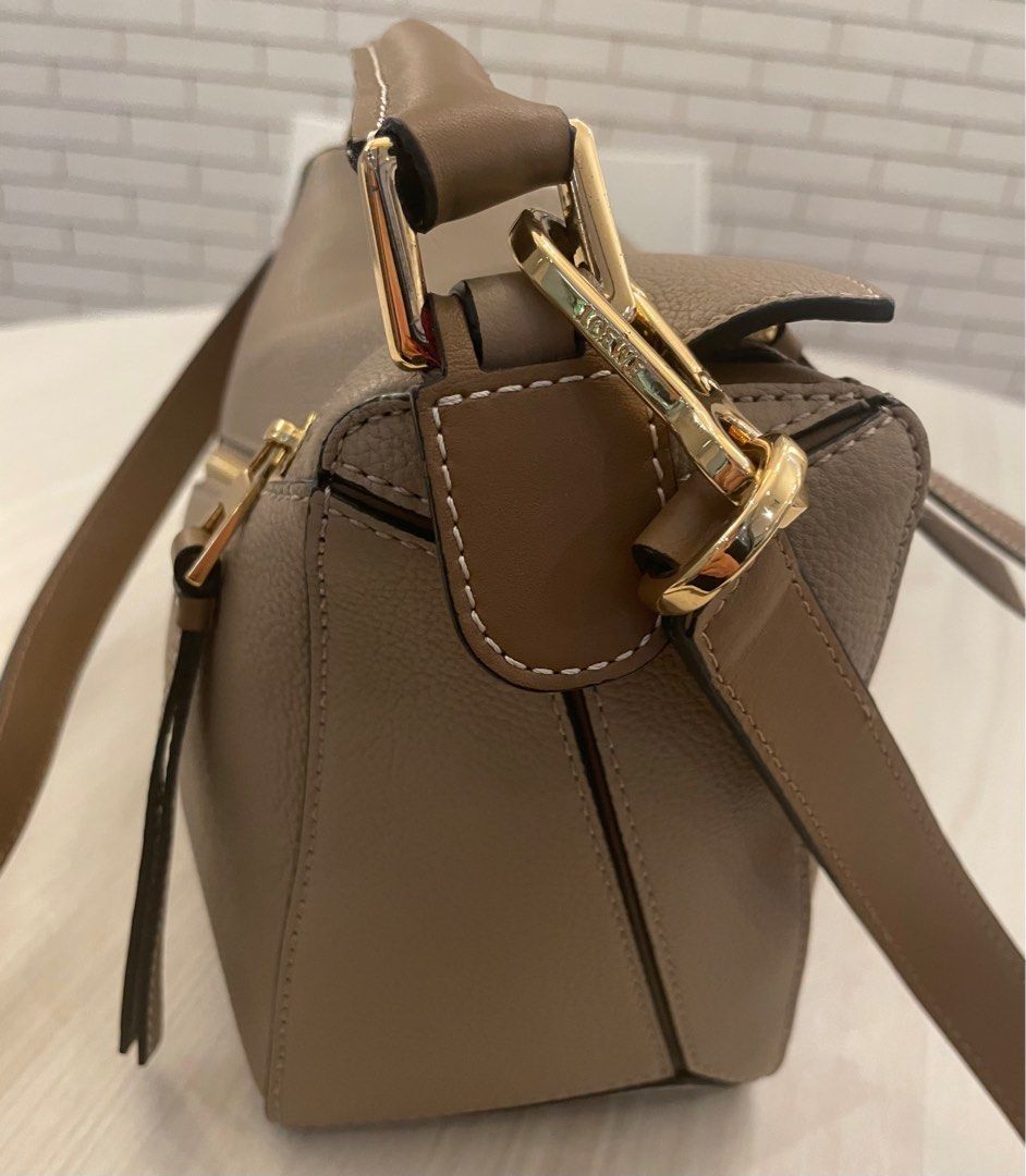 A Detailed Review of the Loewe Puzzle Hobo - PurseBlog