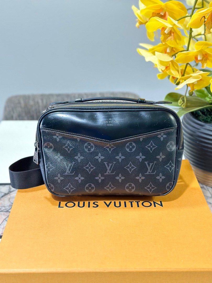 Louis Vuitton bumbag explorer, Luxury, Bags & Wallets on Carousell