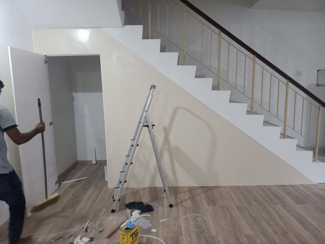 Partition Tangga sample cantik Dan kemas, Furniture & Home Living