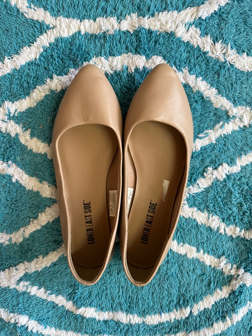 Beige discount flats payless