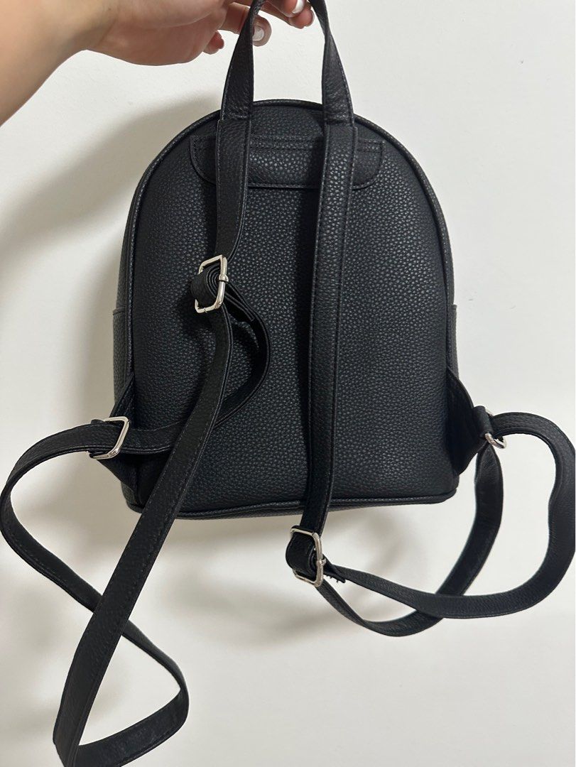 Pull and bear backpack hotsell