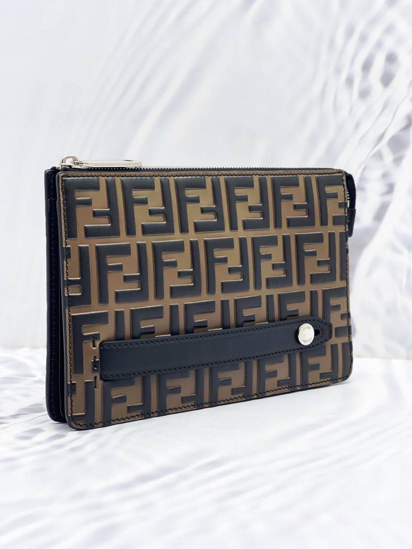 Fendi 2025 clutch sale