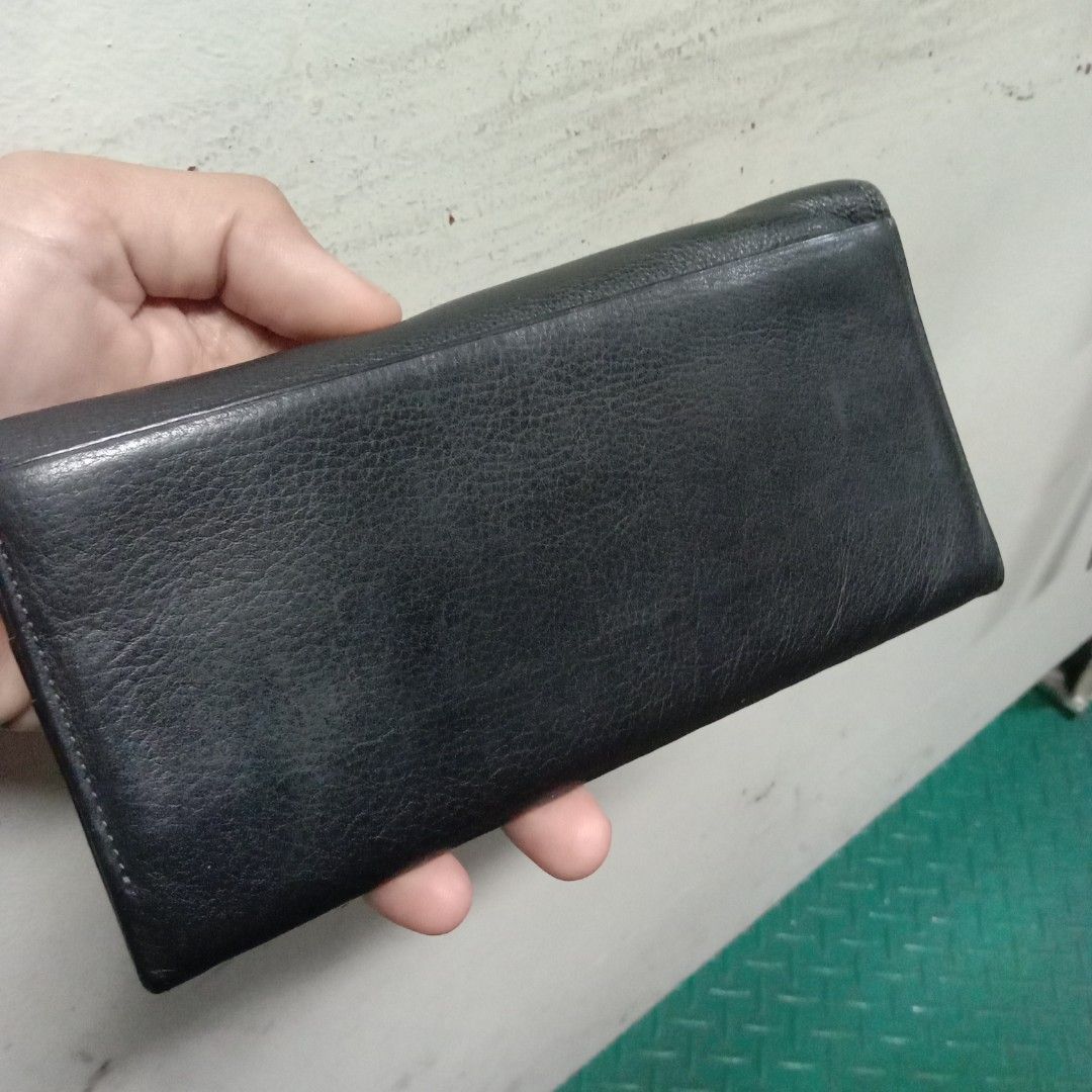 Renoma long wallet Women s Fashion Bags Wallets Purses Pouches on Carousell