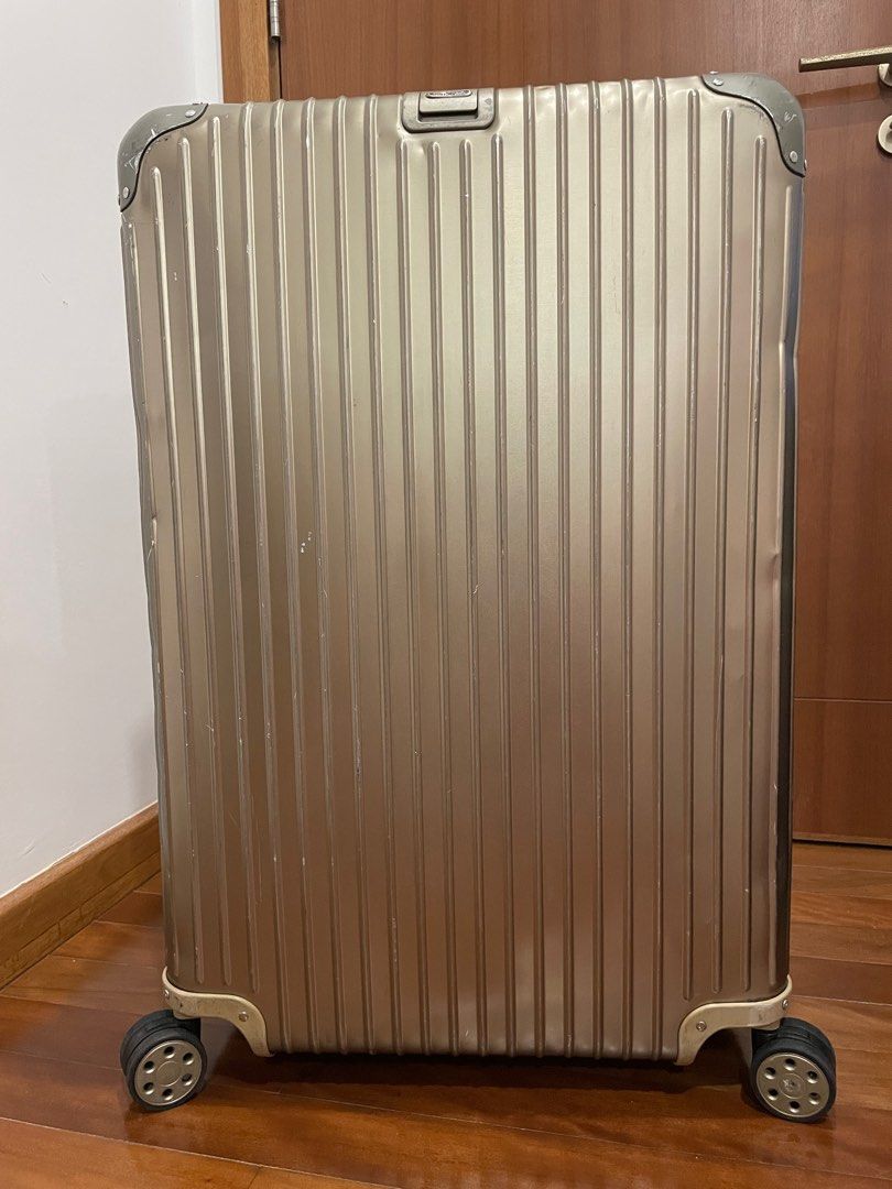 Rimowa hot sale topas 98l