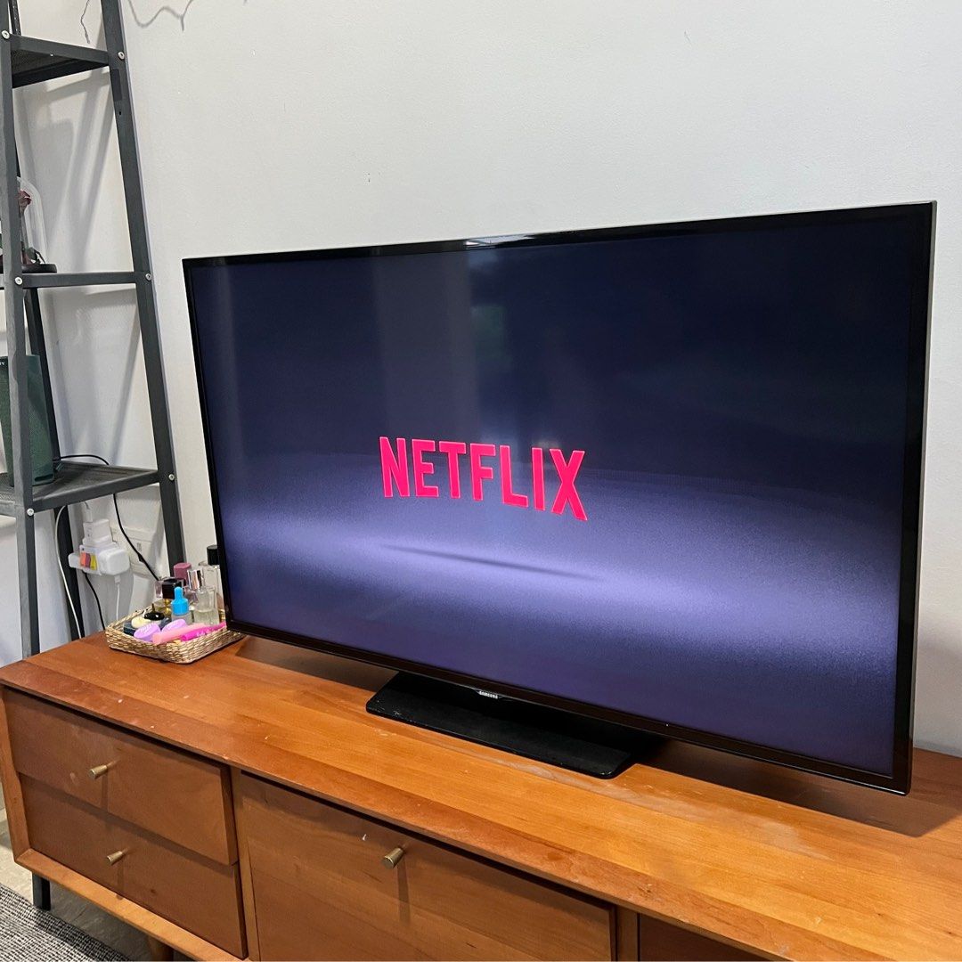 Samsung Smart TV 42 inch, TV & Home Appliances, TV & Entertainment, TV